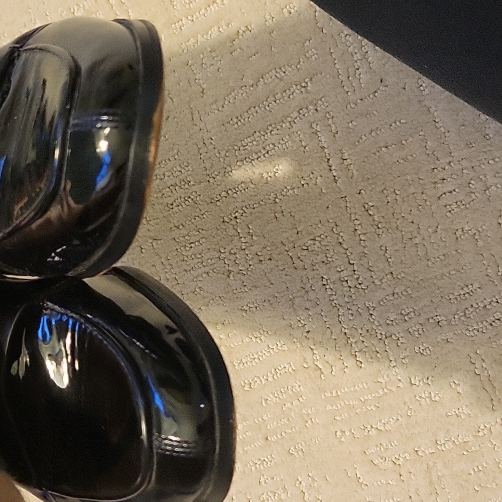 Louise et Cie Black Patent Leather Loafers Size 9 M - Picture 5 of 7